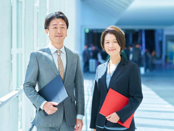 中途採用画像